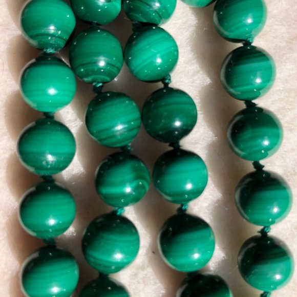 Malachite necklace - Picture 2 of 3